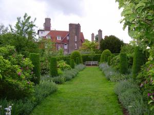 Rose Garden in 2005 just before its restoration